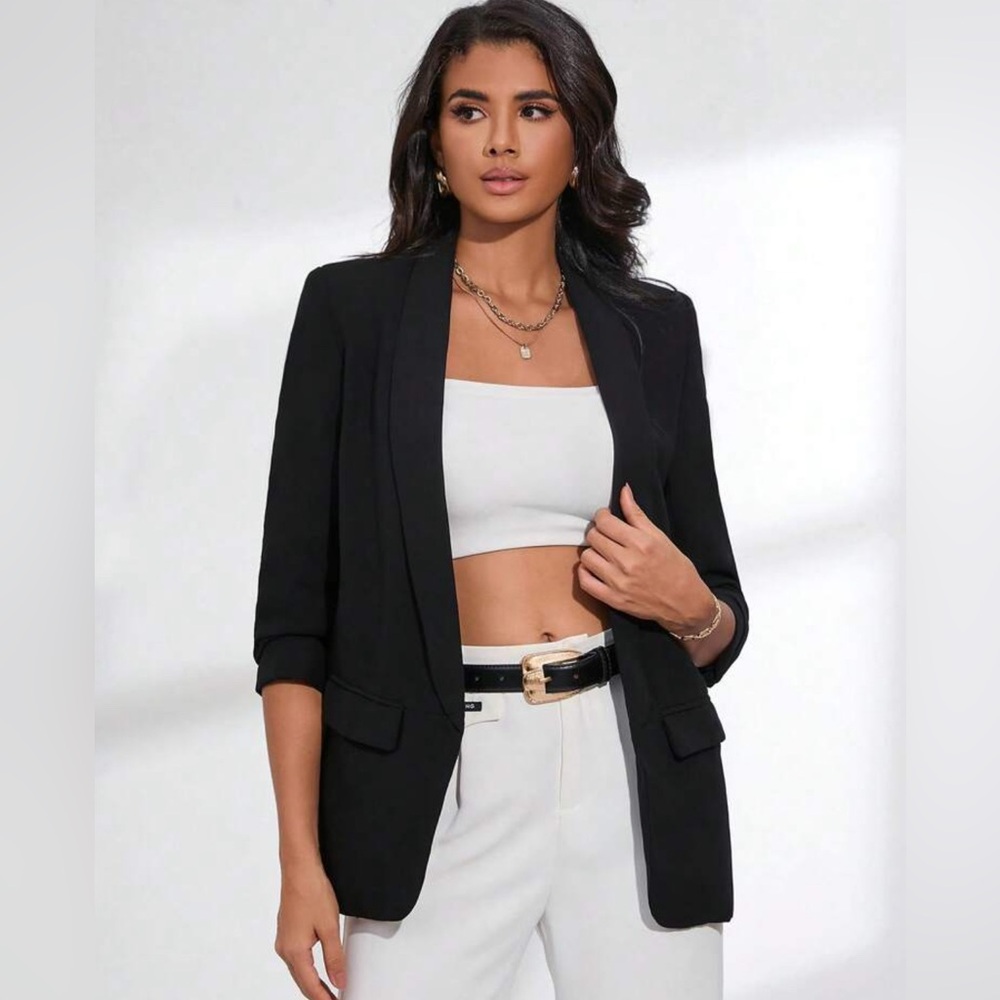 Shawl Collar Ruched Sleeve Black Blazer
Size: 8/10 (L)
